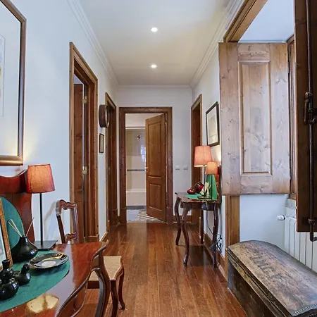 Appartement Downtown - Xviii Century Luxury